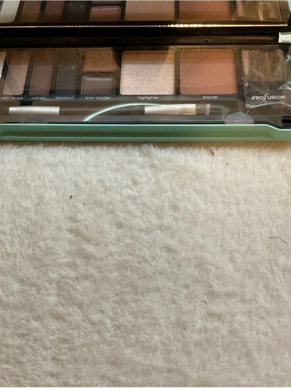 Profusion Cosmetics FACE Night Highlight & Contour Palette - Mint